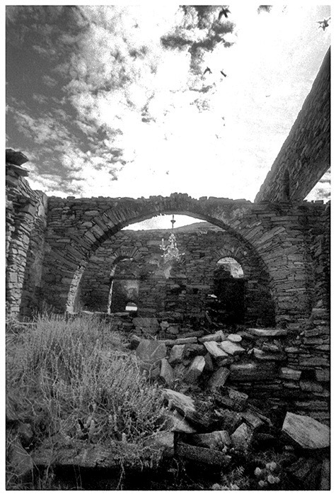 abandoned-village-tinos-lsakellariou.jpg