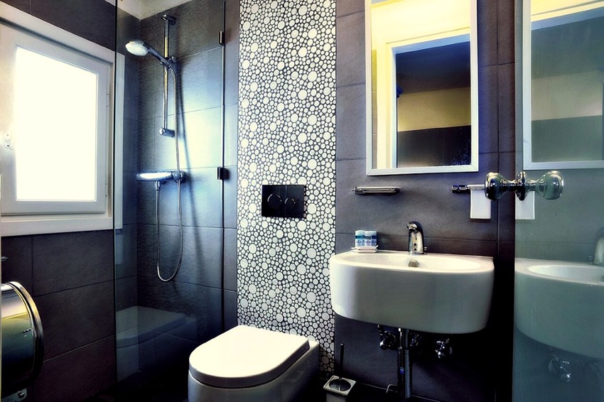 ROOM-wc-ESPERANCE-HOTEL.jpg