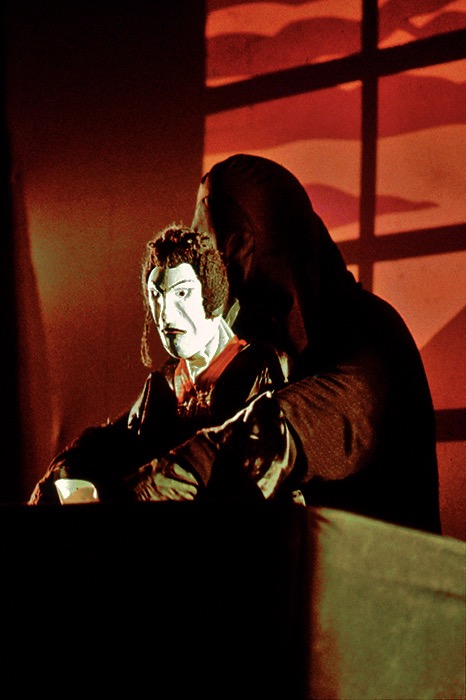 MERHEN-PUPPET-THEATRE-01.jpg
