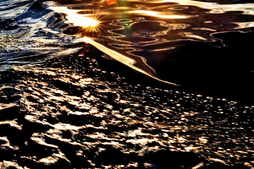 8_reflections-web-LSak.jpg