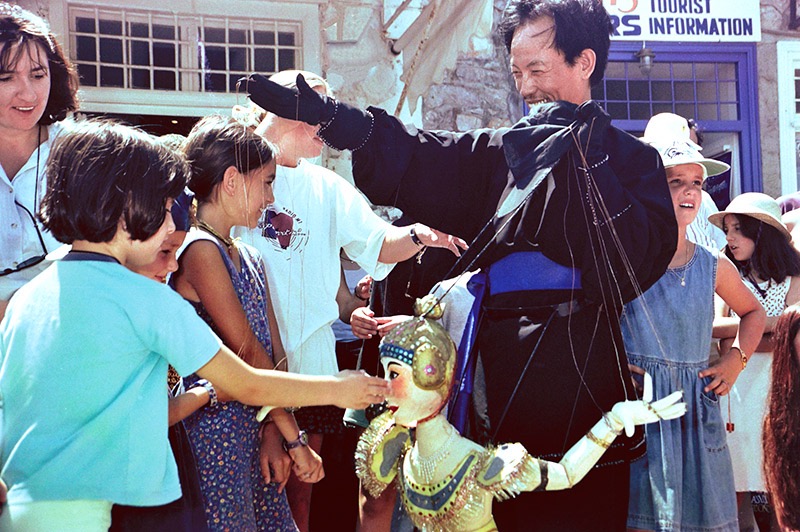 23_Hydra---international-puppets-theatre-web.jpg
