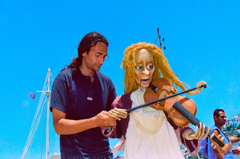 7_Hydra-international-puppets-theatre-web.jpg