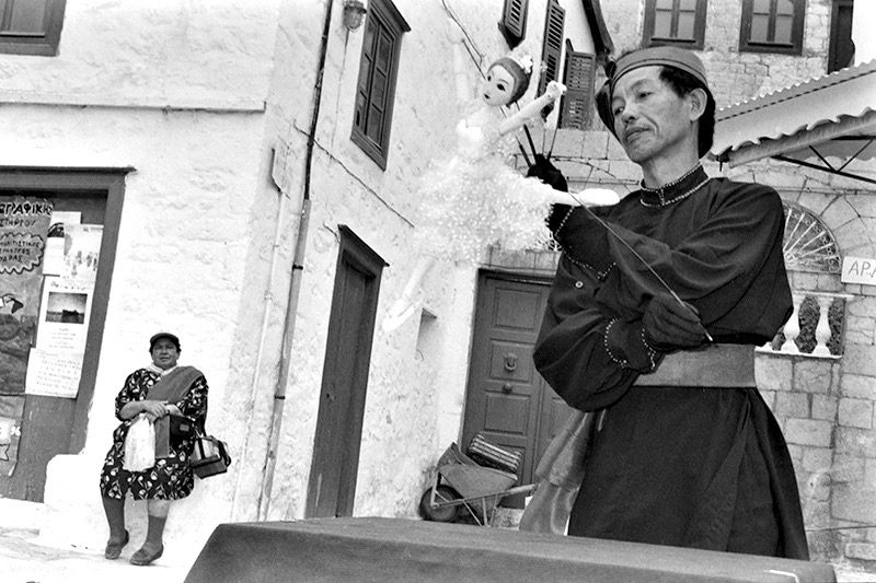 151_Hydra---international-puppets-theatre-web.jpg