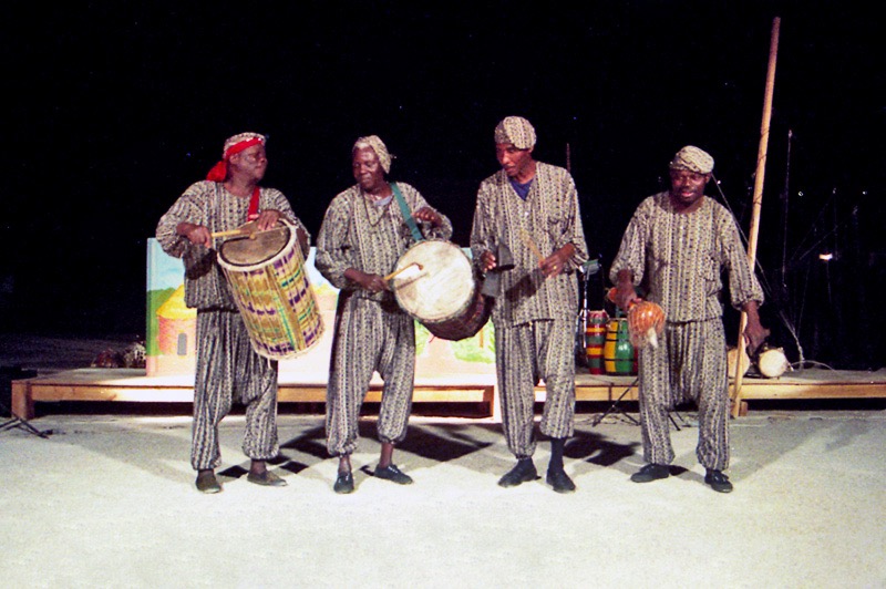 201_Hydra---international-puppets-theatre-web.jpg